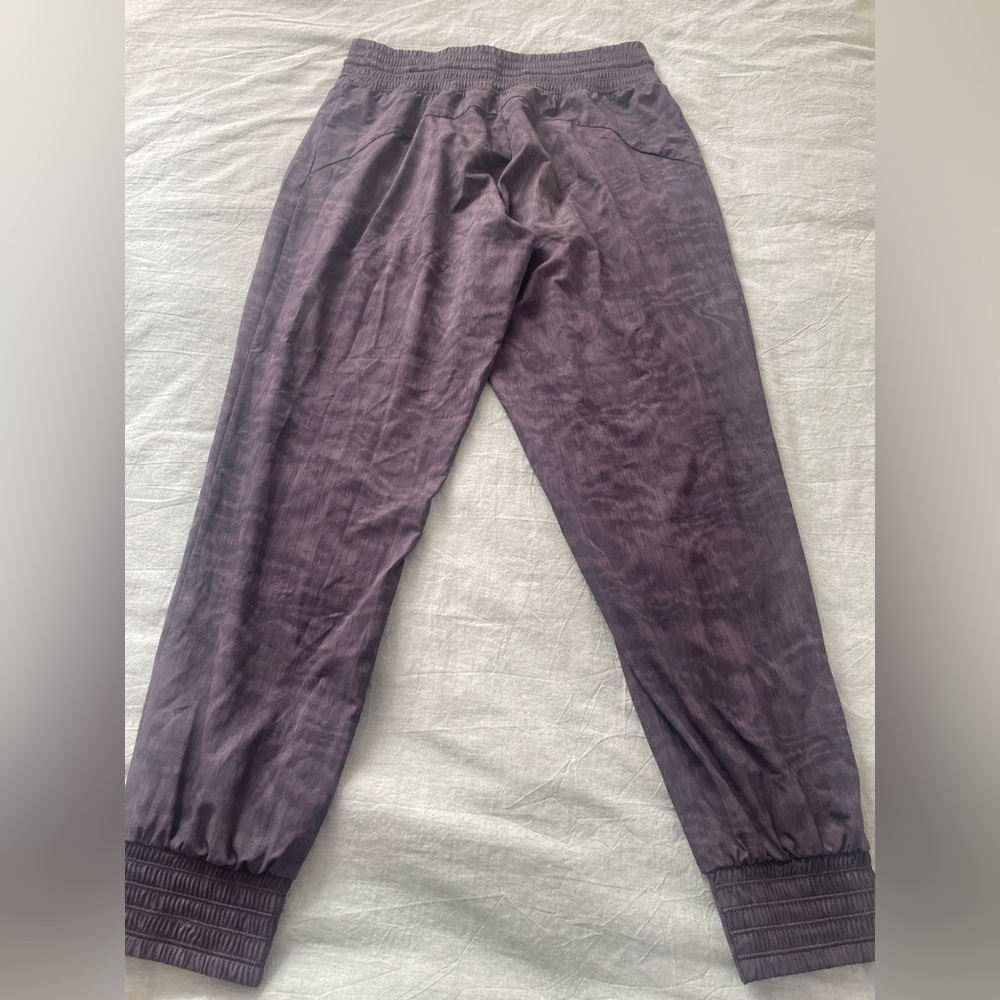 Athleta Camden Printed Jogger - Size 4 - image 2